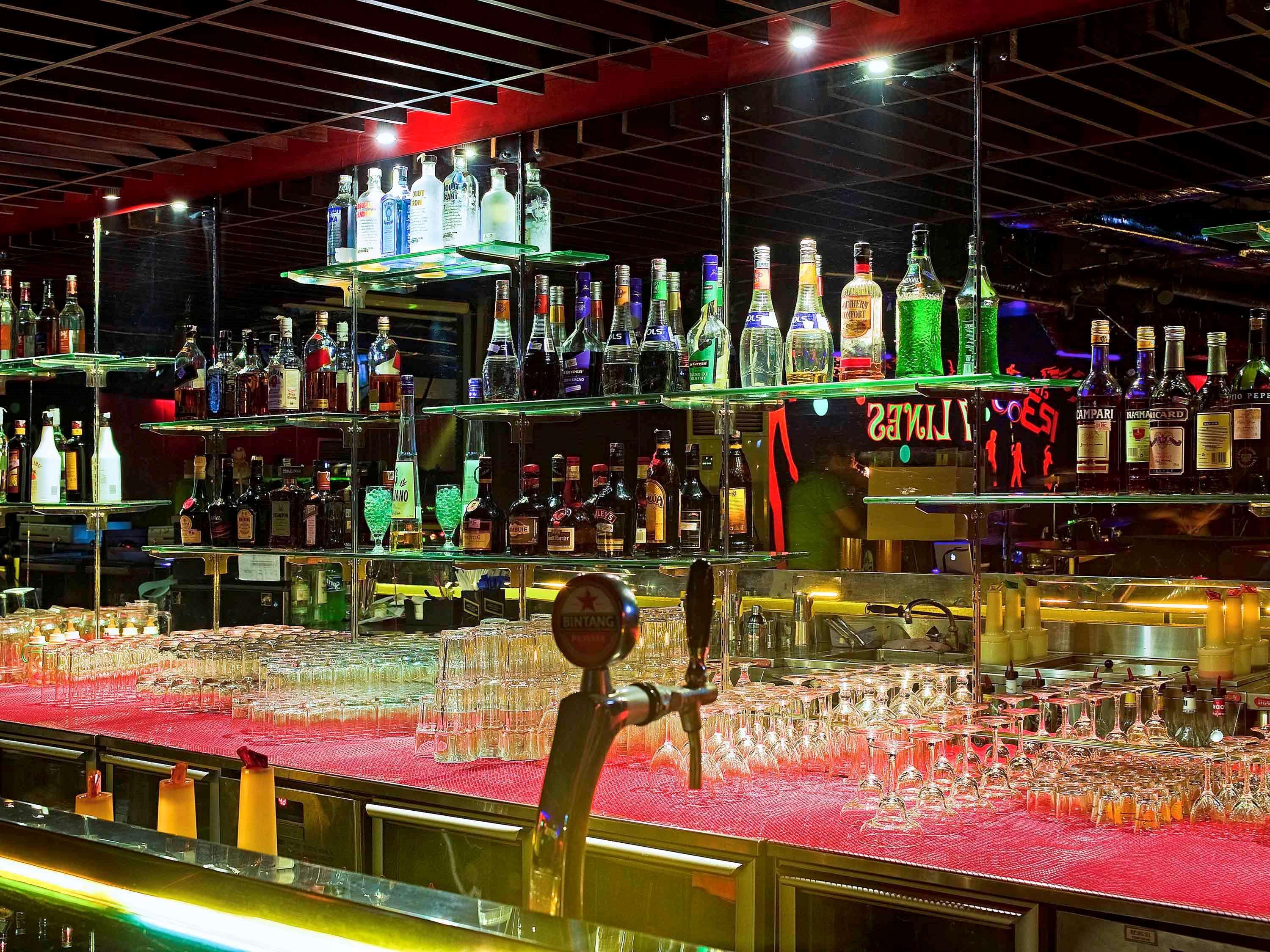 三宝垄诺富特酒店 外观 照片